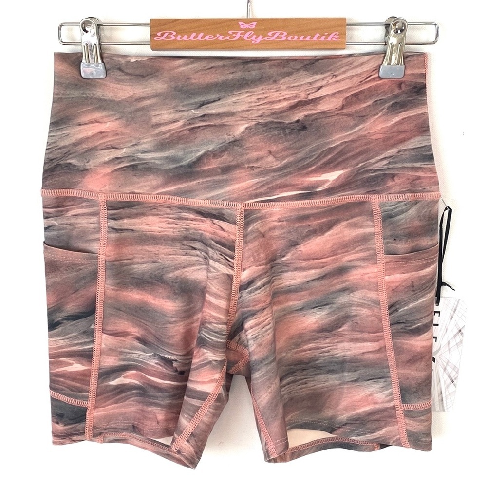 FLEXURE Women’s Pink Multi Color Airbrush Cell Phone Pockets Bike Shorts Sz Med